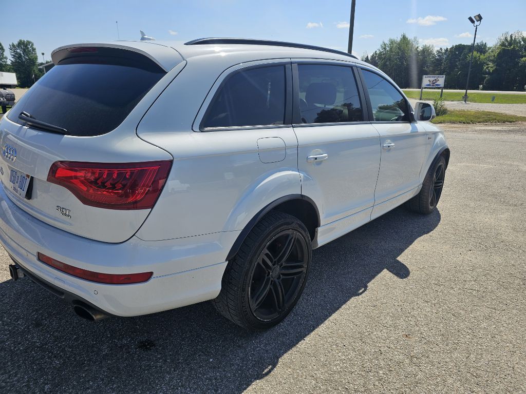 2015 Audi Q7 Image 2