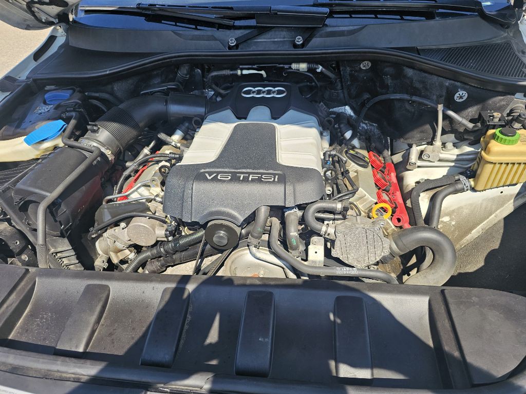 2015 Audi Q7 Image 18