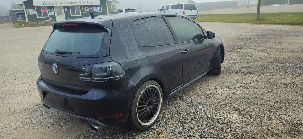 2011 Volkswagen GTI Image 5