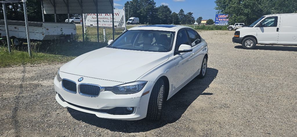 2014 BMW 3 Series Image 3