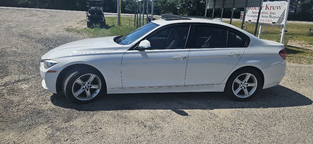 2014 BMW 3 Series Image 5