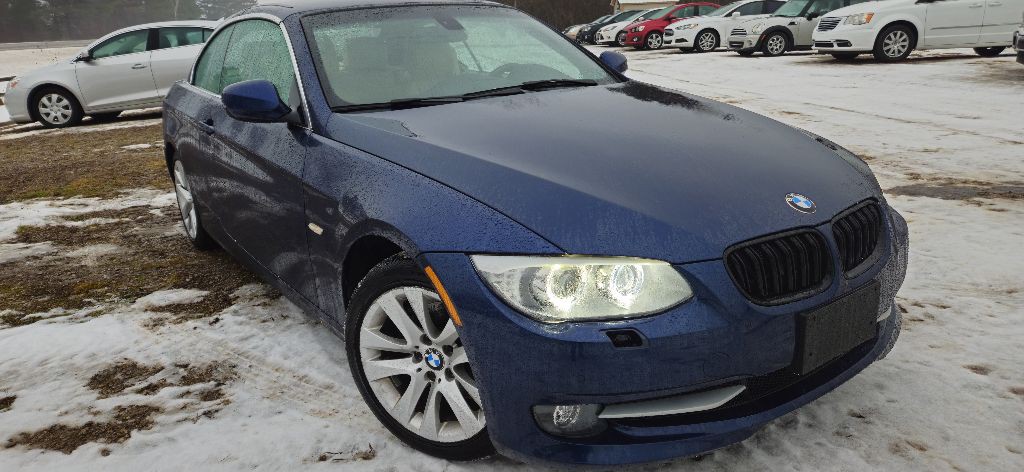 2012 BMW 3 Series Image 7