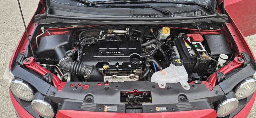 2014 Chevrolet Sonic Image 16