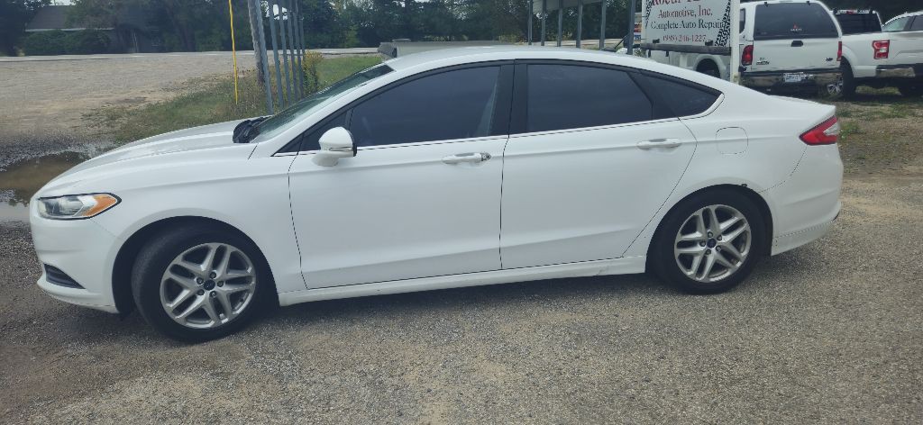 2016 Ford Fusion Image 3