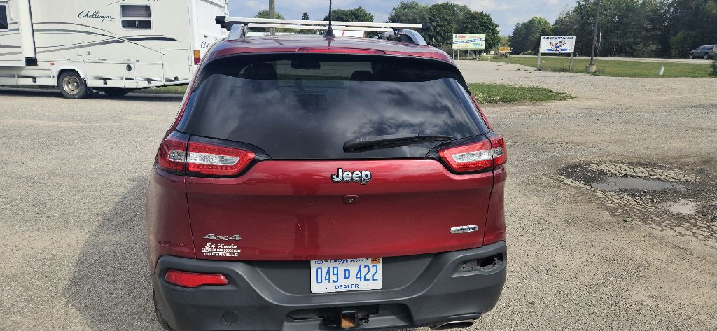 2017 Jeep Cherokee Image 4