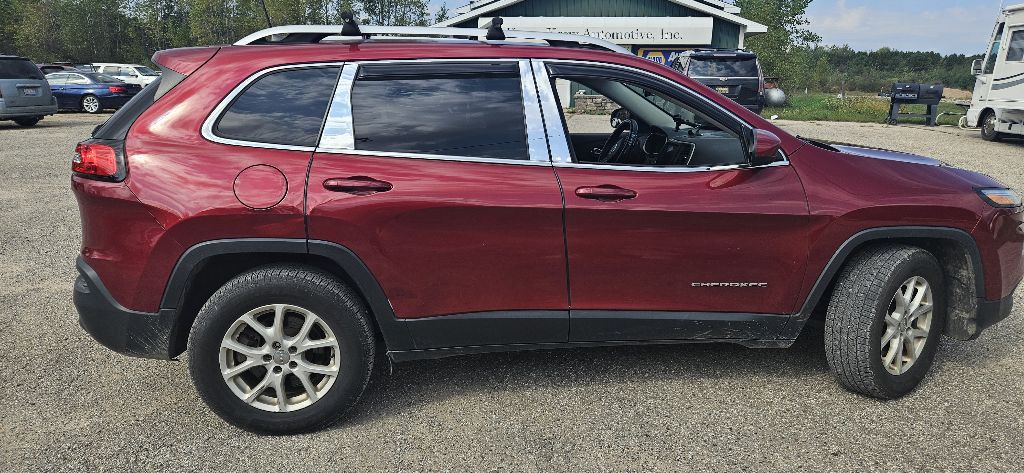 2017 Jeep Cherokee Image 6
