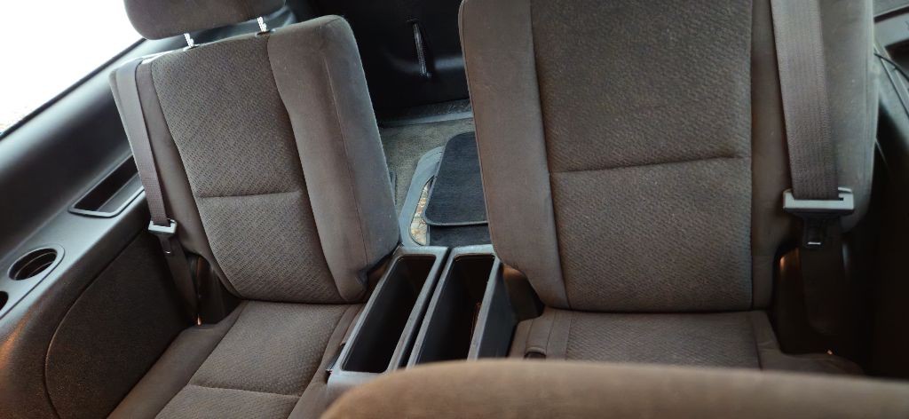 2007 Chevrolet Suburban Image 11