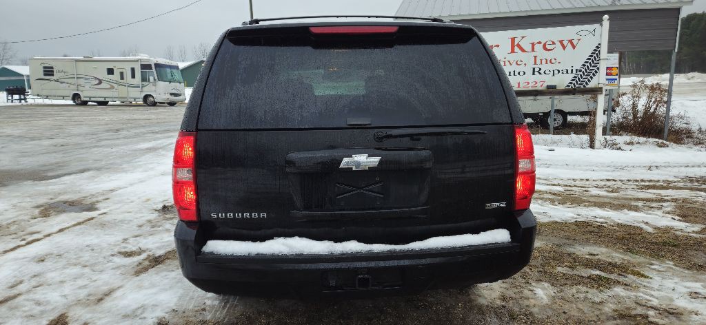 2007 Chevrolet Suburban Image 4