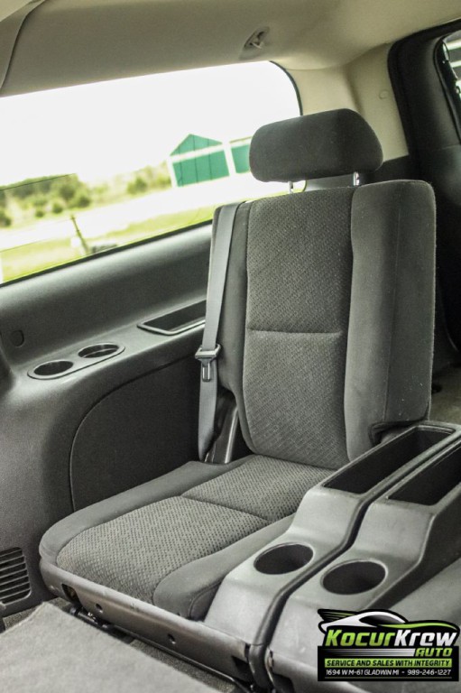 2007 Chevrolet Suburban Image 14
