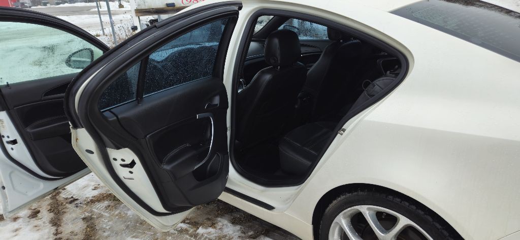 2014 Buick Regal Image 10