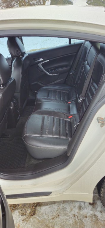 2014 Buick Regal Image 12