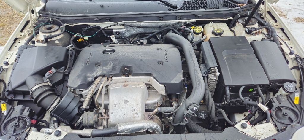 2014 Buick Regal Image 16