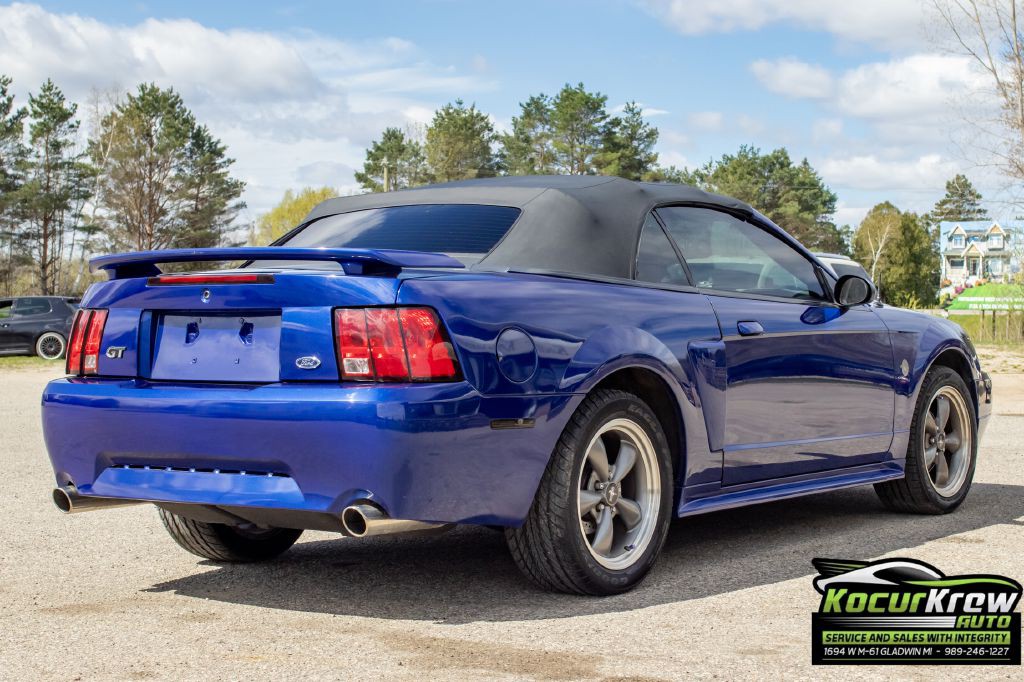 2004 Ford Mustang Image 5