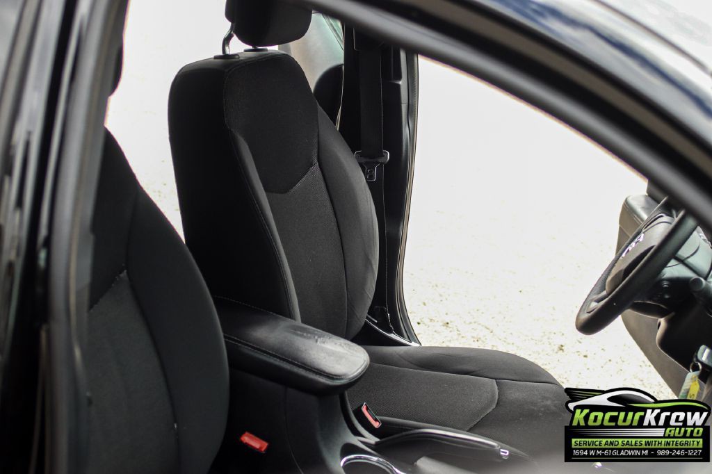 2014 Dodge Avenger Image 14