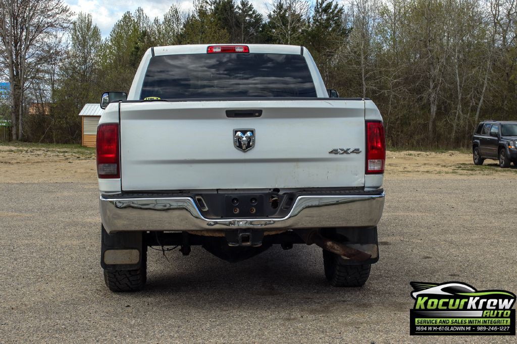 2015 RAM 3500 Image 4