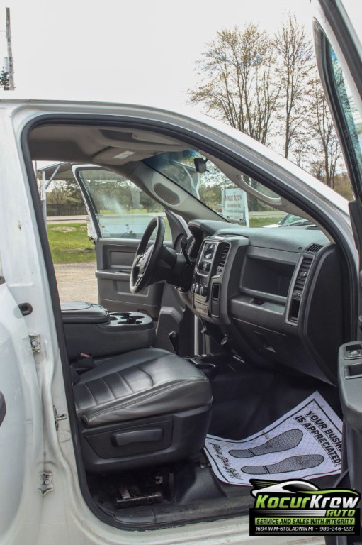 2015 RAM 3500 Image 10