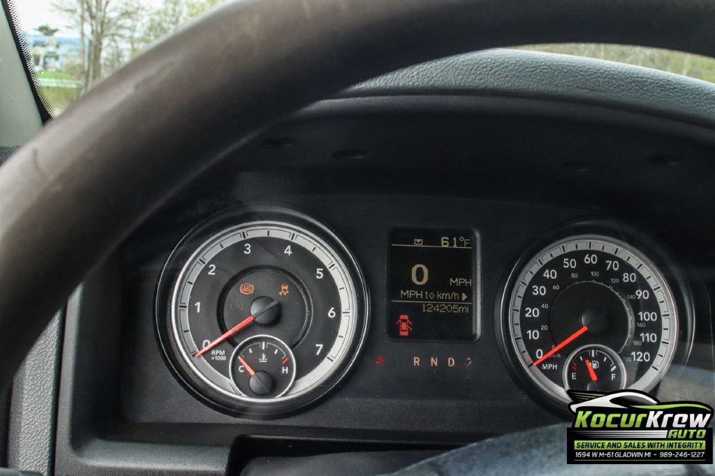 2015 RAM 3500 Image 13