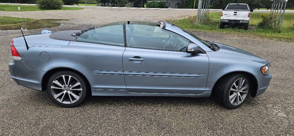 2010 Volvo C70 Image 6