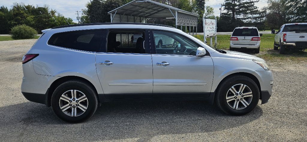 2017 Chevrolet Traverse Image 3