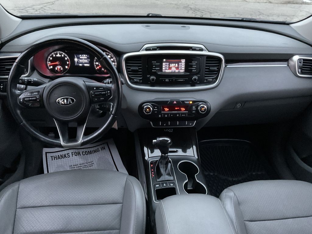 2016 Kia Sorento Image 30