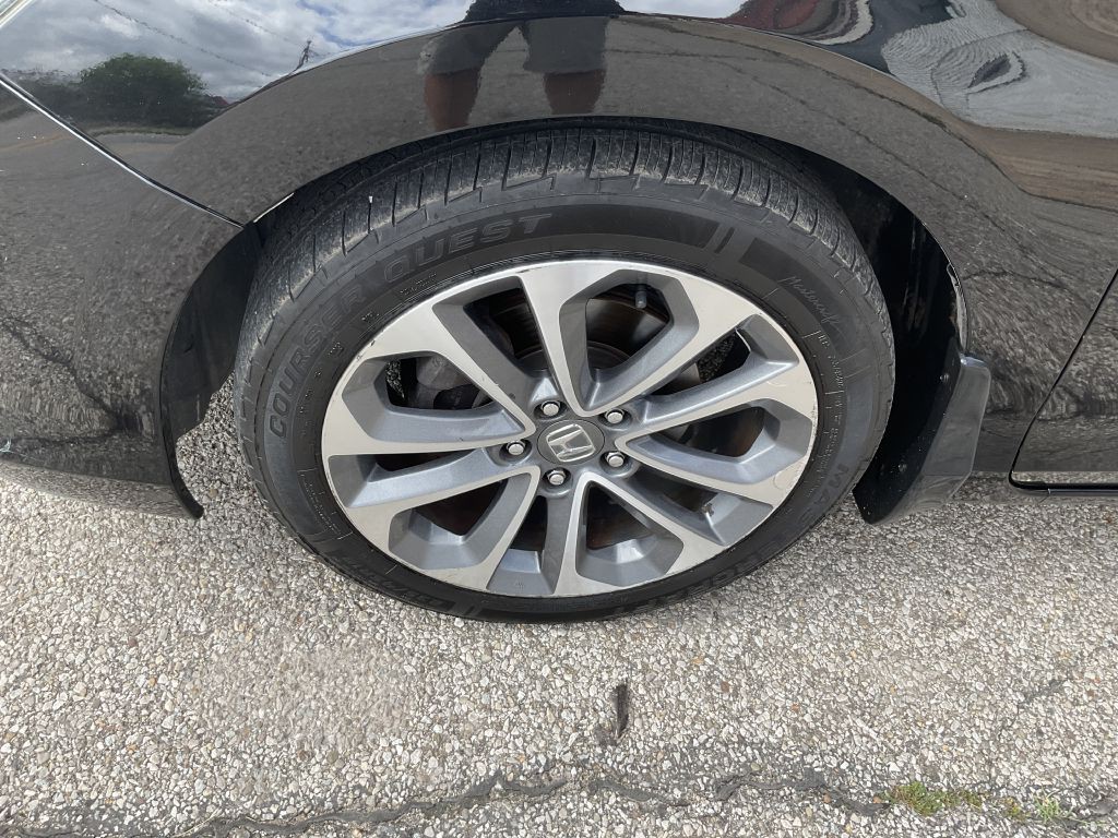2013 Honda Accord Image 9