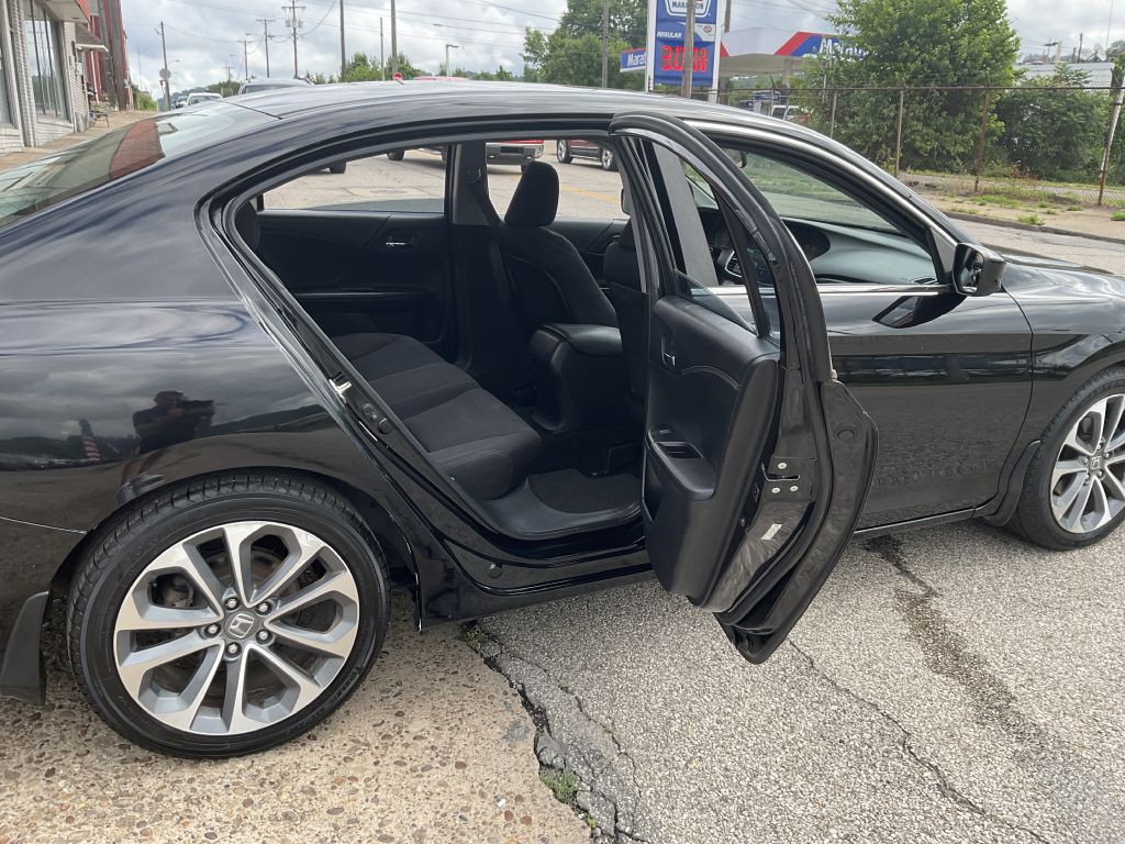 2013 Honda Accord Image 22