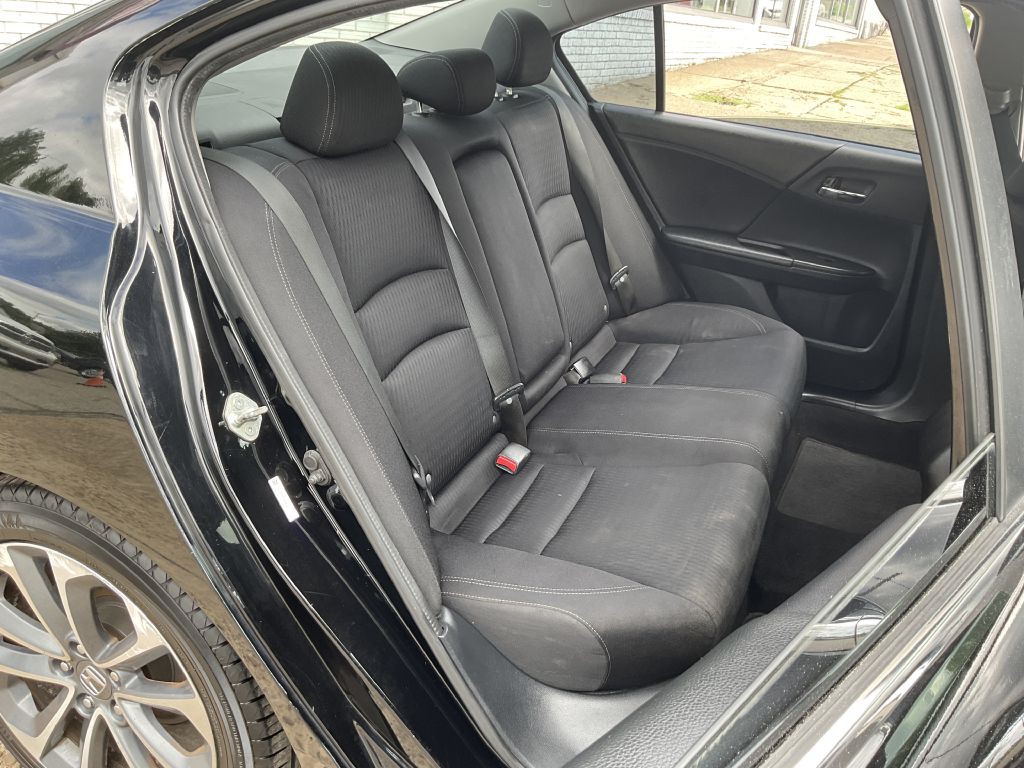 2013 Honda Accord Image 23