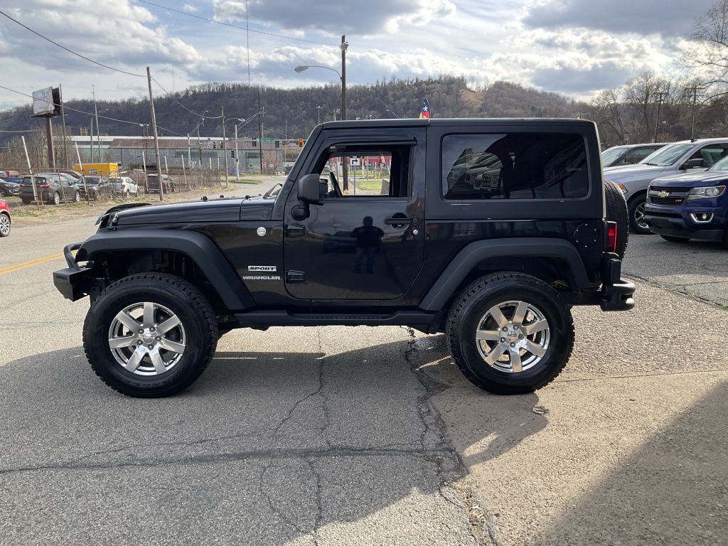 2010 Jeep Wrangler Image 6