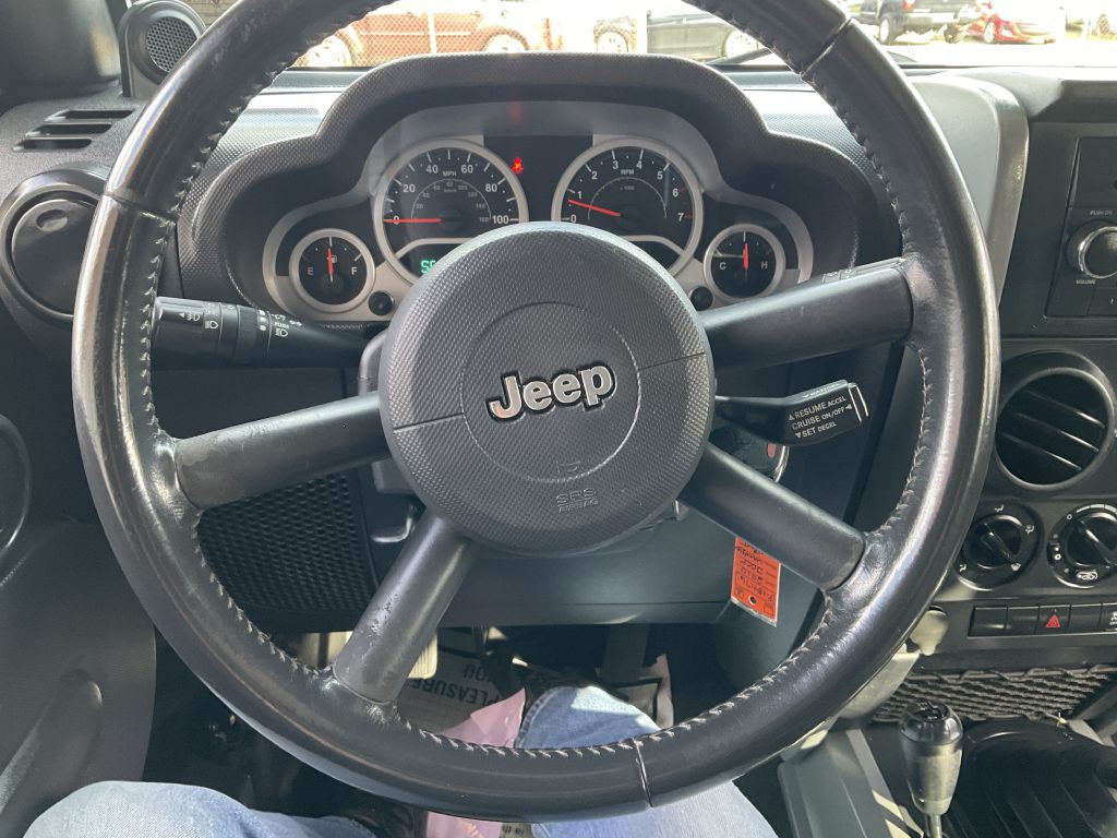 2010 Jeep Wrangler Image 26