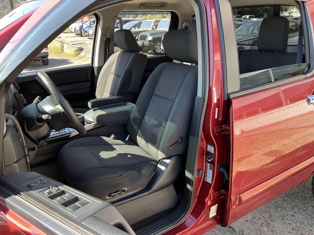 2014 Nissan Titan Image 14