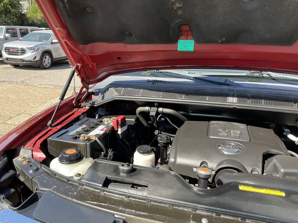 2014 Nissan Titan Image 37
