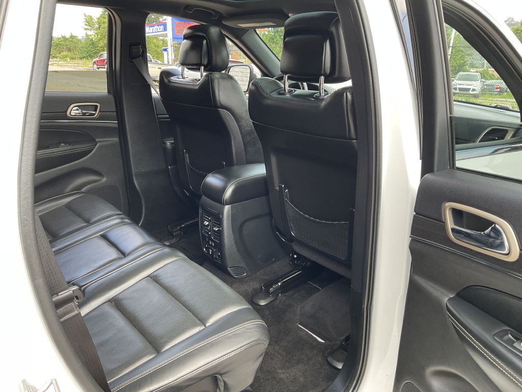 2015 Jeep Grand Cherokee Image 25