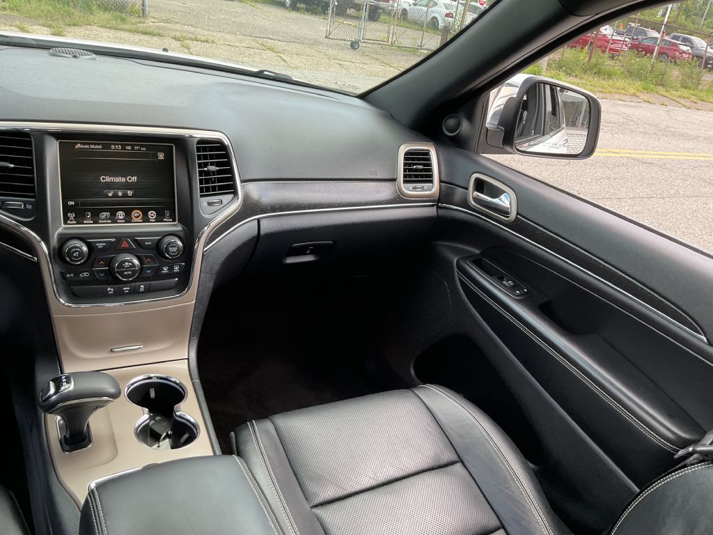 2015 Jeep Grand Cherokee Image 31