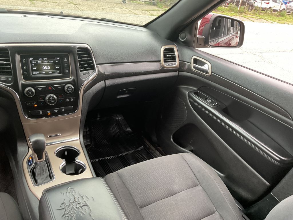 2016 Jeep Grand Cherokee Image 29