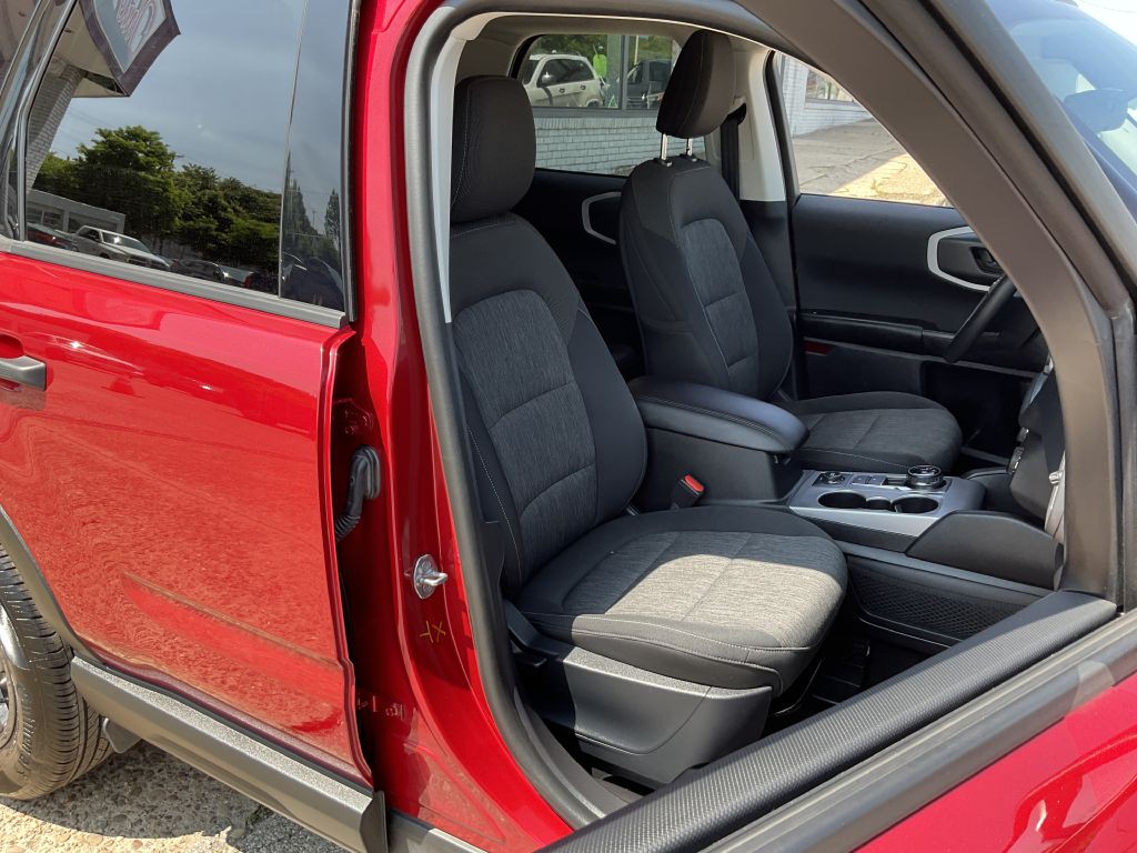 2021 Ford Bronco Image 17