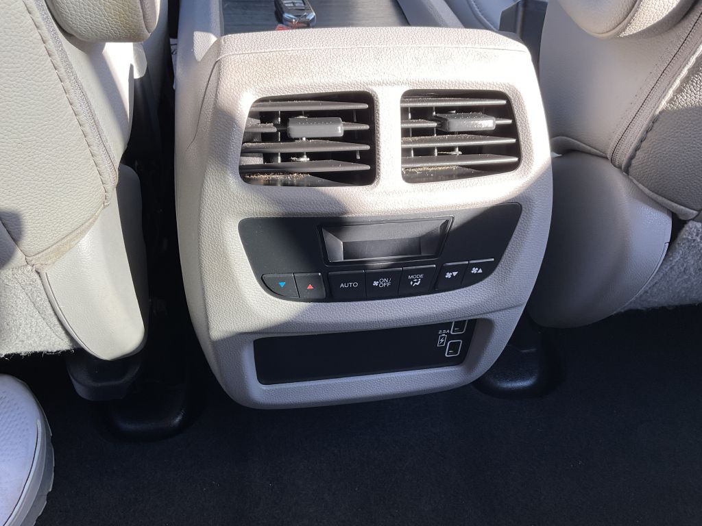 2019 Honda Pilot Image 32