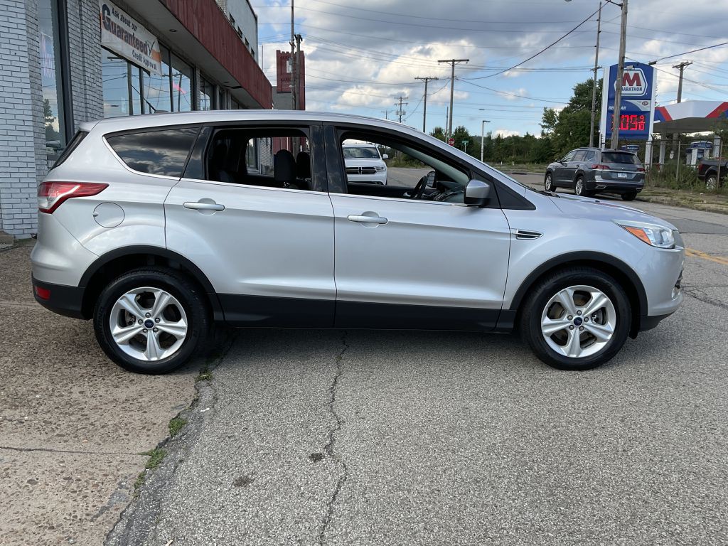 2015 Ford Escape Image 2