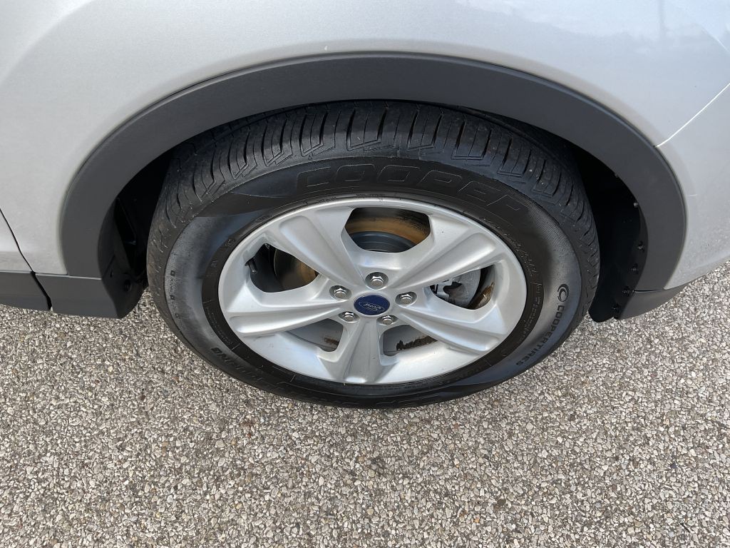 2015 Ford Escape Image 11