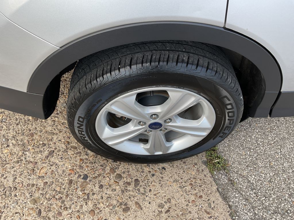 2015 Ford Escape Image 12