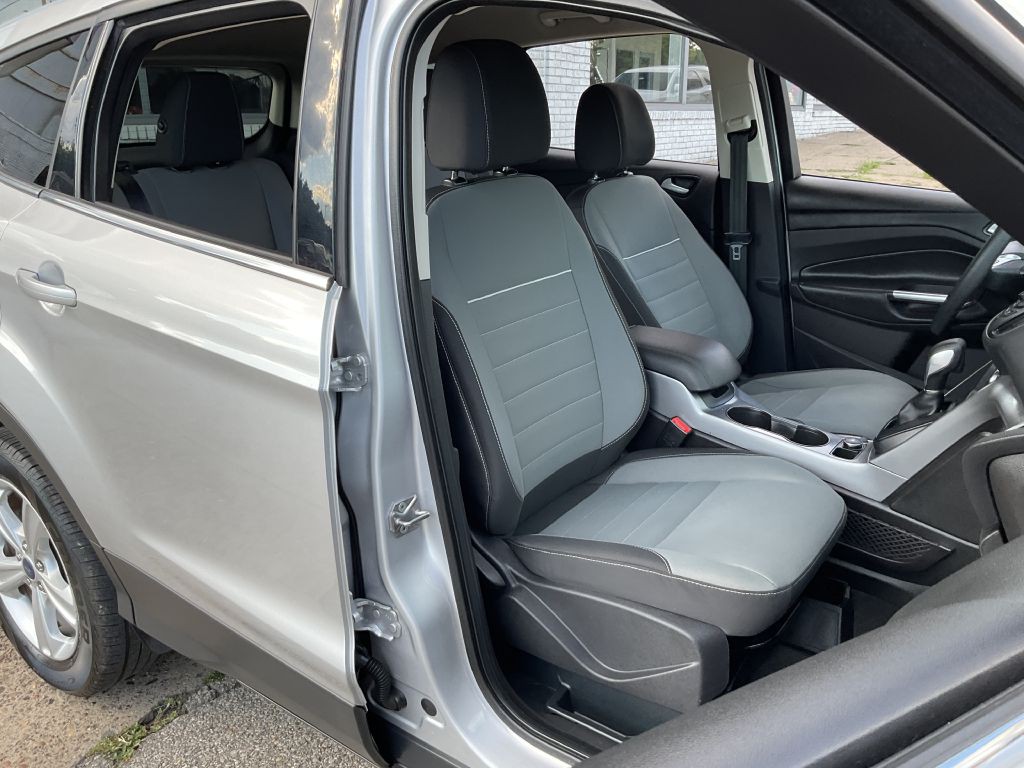2015 Ford Escape Image 17