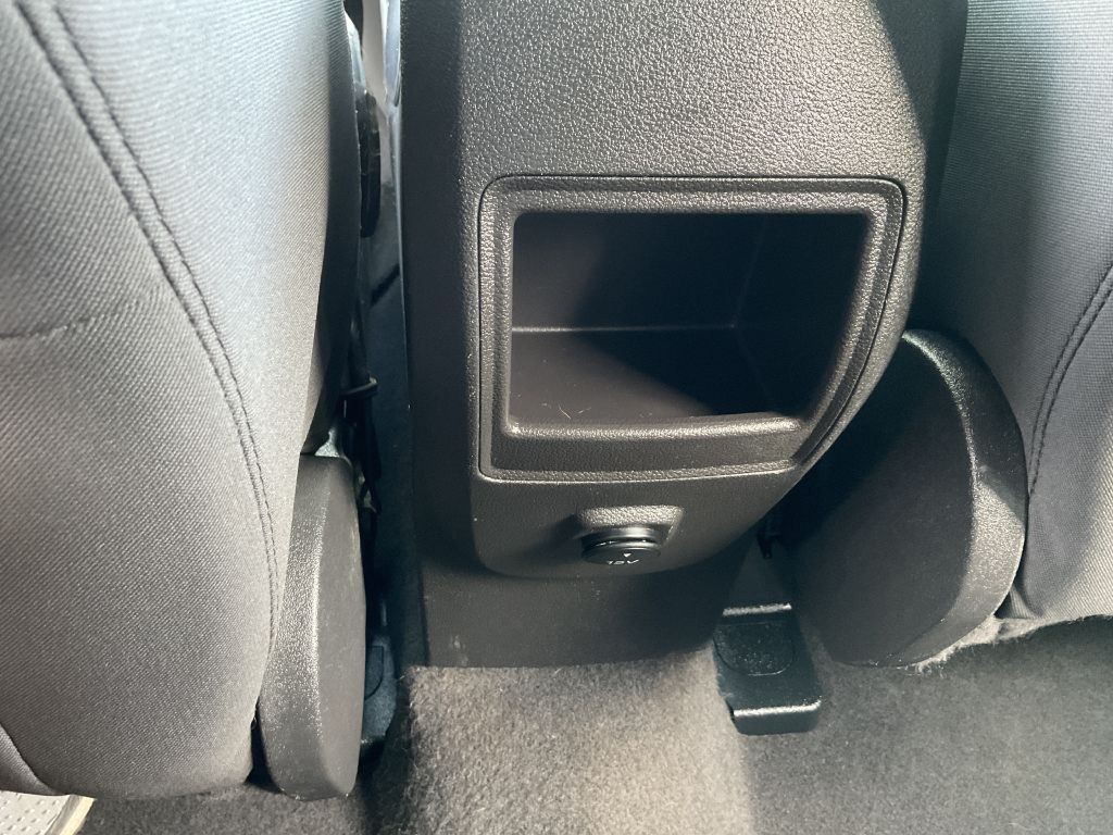 2015 Ford Escape Image 30