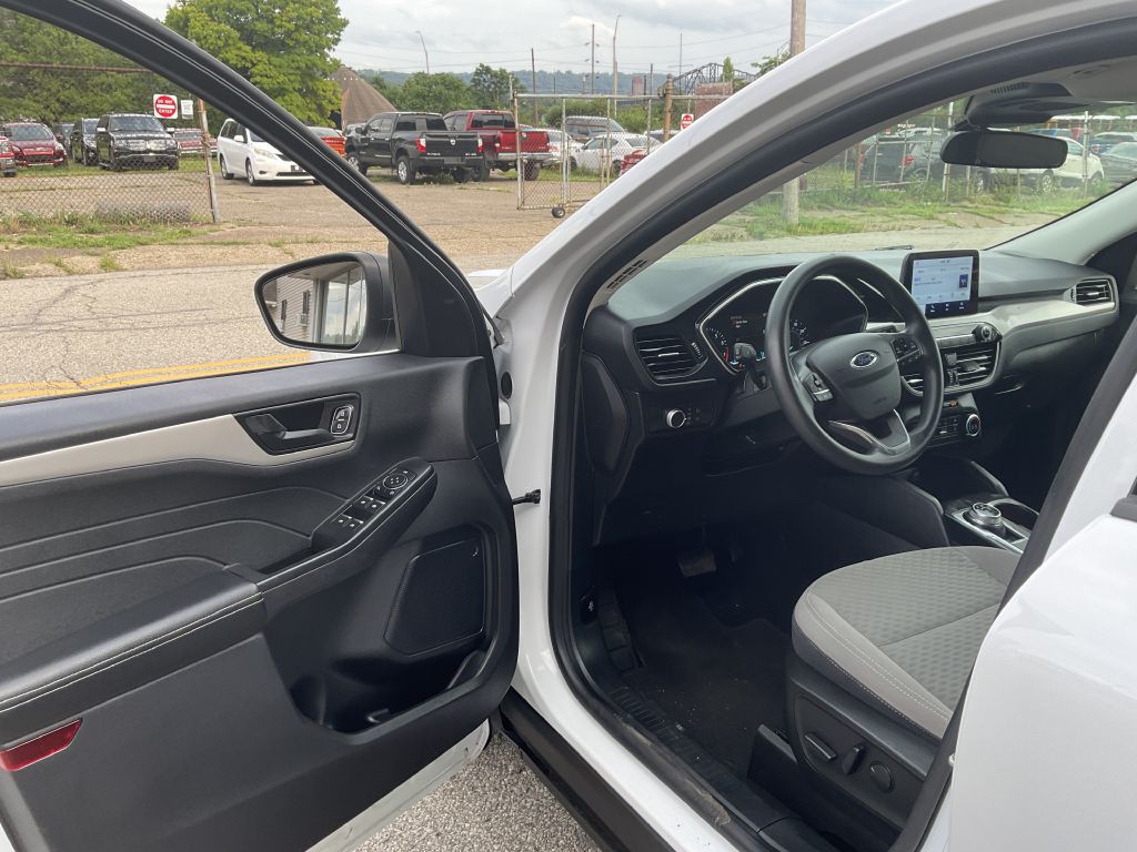 2022 Ford Escape Image 15
