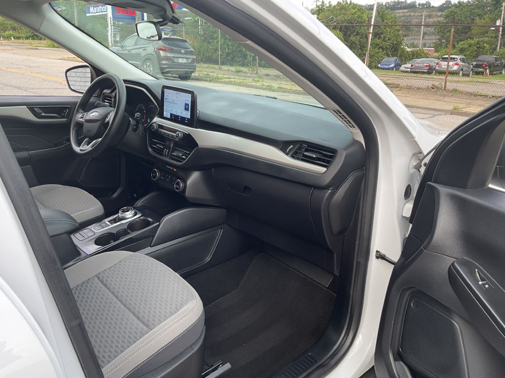 2022 Ford Escape Image 18