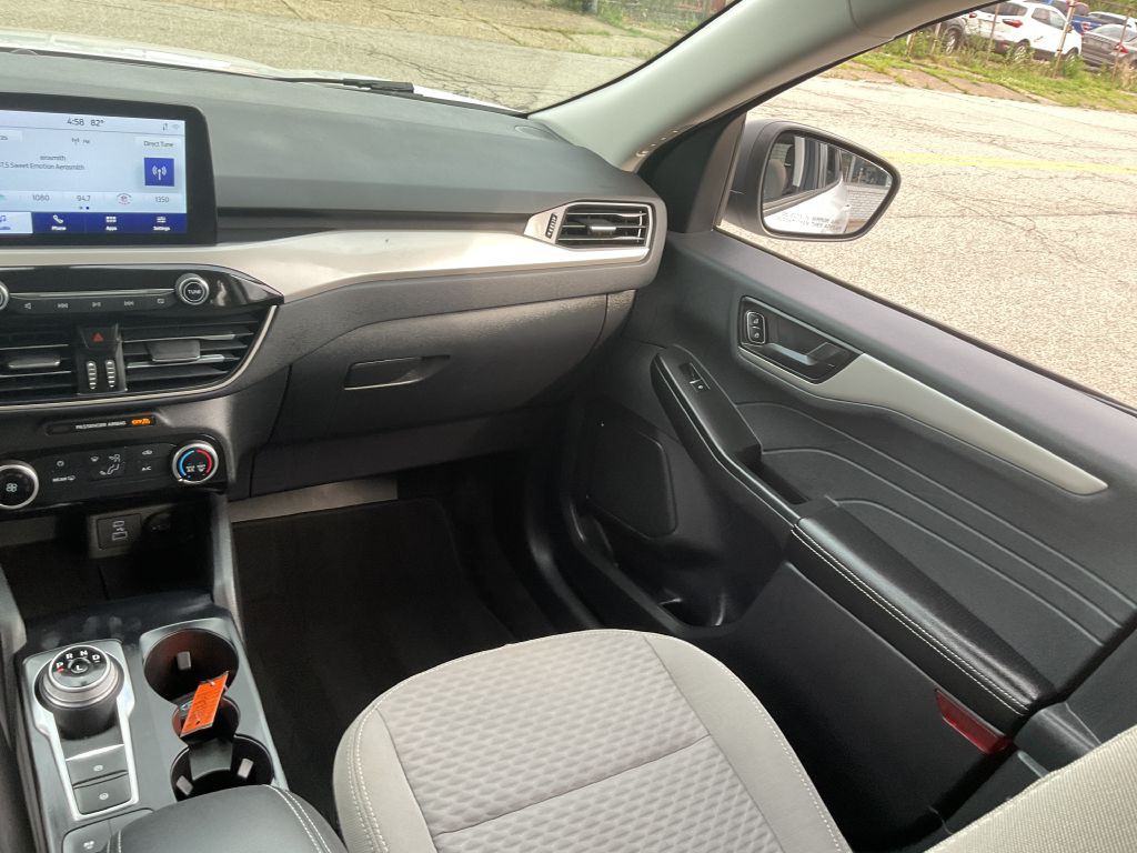 2022 Ford Escape Image 29