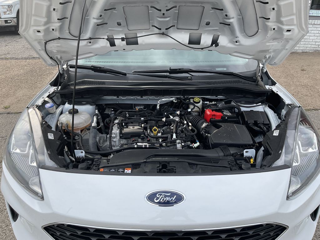 2022 Ford Escape Image 35