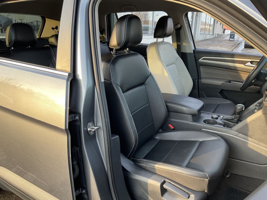 2021 Volkswagen Atlas Image 17