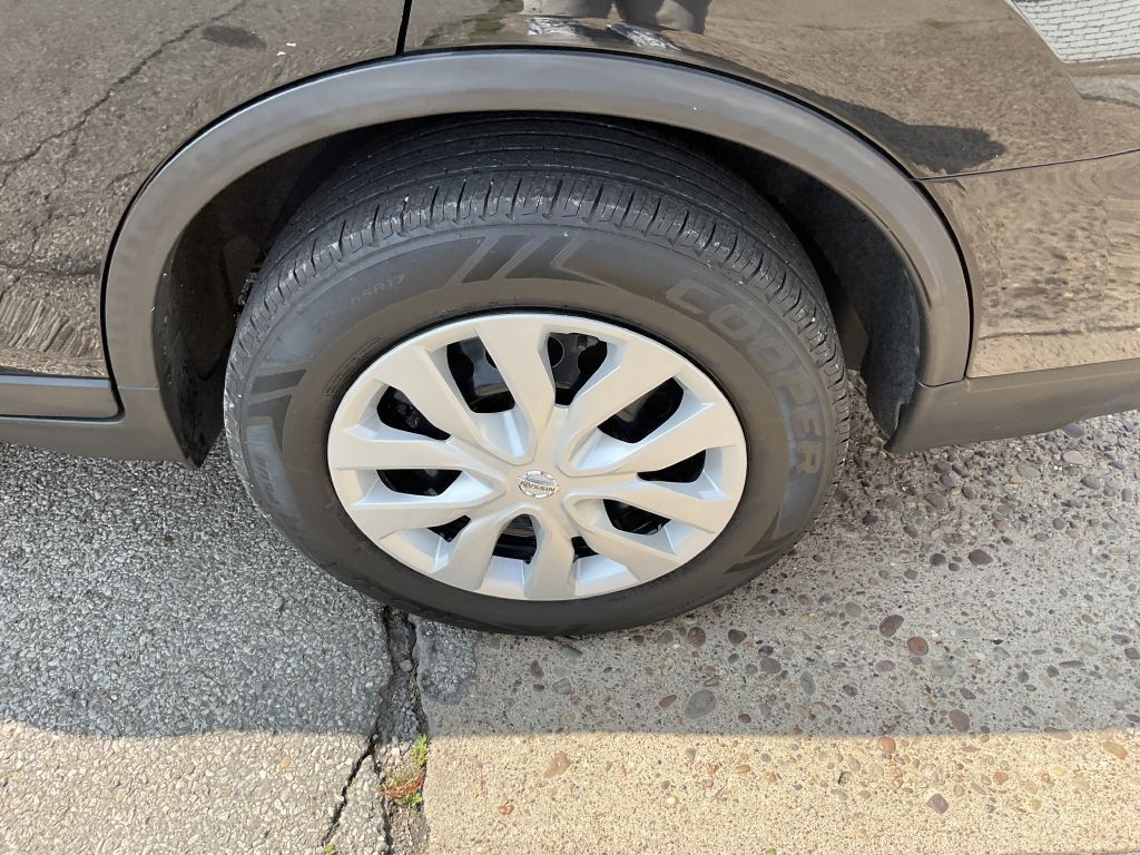 2017 Nissan Rogue Image 10