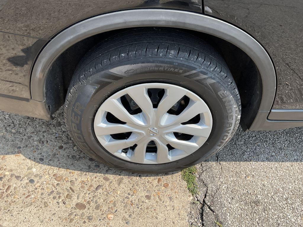 2017 Nissan Rogue Image 12