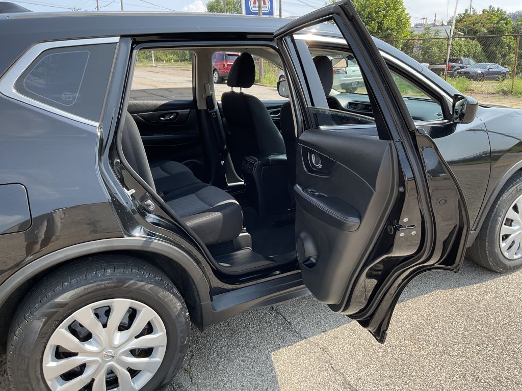 2017 Nissan Rogue Image 22