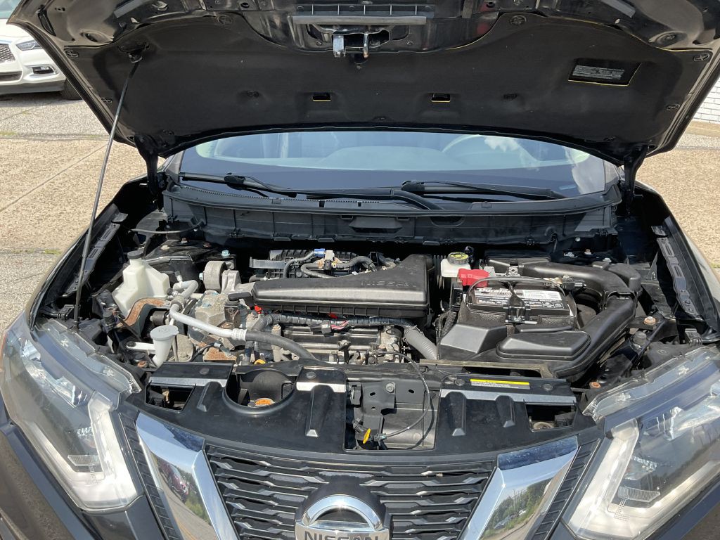 2017 Nissan Rogue Image 35